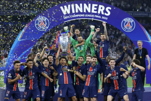 Paris Saint-Germain - Đầu tư dầu mỏ và tham vọng Champions League