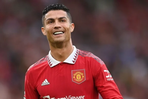 Top 4 cầu thủ châu Âu có tầm ảnh hưởng mạng xã hội lớn nhất?